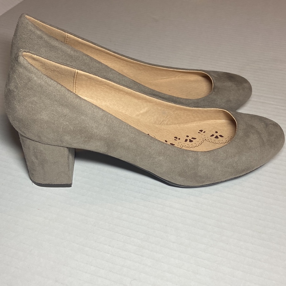 Chinese Laundry Chunky Heeled Pumps -Vegan Friendly